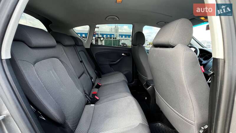 Хэтчбек SEAT Toledo 2006 в Киеве