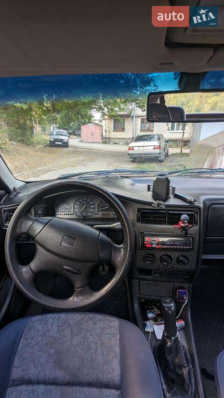 Седан SEAT Toledo 1997 в Ровно