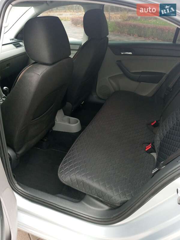 Ліфтбек SEAT Toledo 2012 в Бучі фото 9 Ліфтбек SEAT Toledo 2012 в Бучі