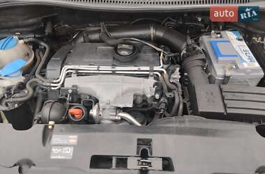 Хетчбек SEAT Toledo 2006 в 