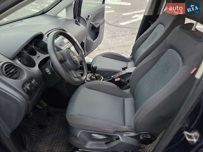 Хэтчбек SEAT Toledo 2008 в Полтаве фото 4 Хэтчбек SEAT Toledo 2008 в Полтаве