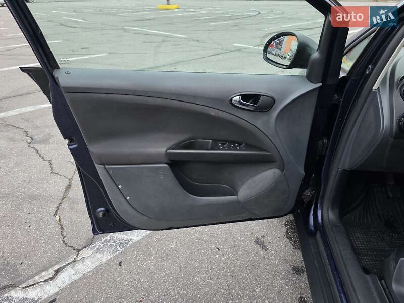 Хэтчбек SEAT Toledo 2008 в Полтаве фото 19 Хэтчбек SEAT Toledo 2008 в Полтаве