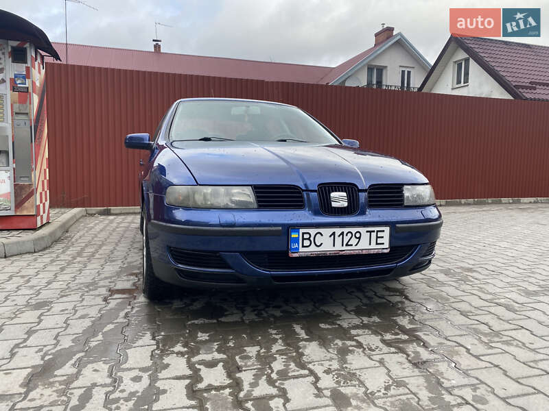 Седан SEAT Toledo 2002 в Львові
