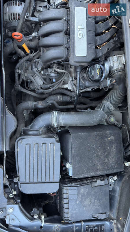 Хетчбек SEAT Toledo 2008 в Долині