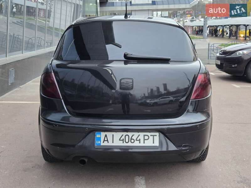 Хэтчбек SEAT Toledo 2008 в Киеве