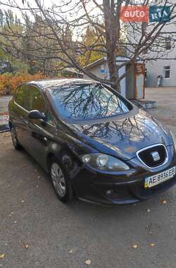 Хэтчбек SEAT Toledo 2008 в Днепре