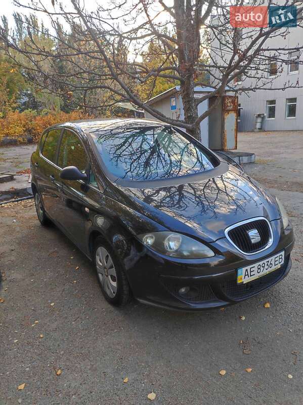 Хэтчбек SEAT Toledo 2008 в Днепре фото Хэтчбек SEAT Toledo 2008 в Днепре