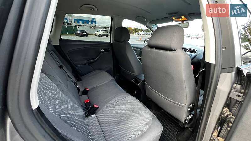 Хетчбек SEAT Toledo 2006 в Києві фото 44 Хетчбек SEAT Toledo 2006 в Києві