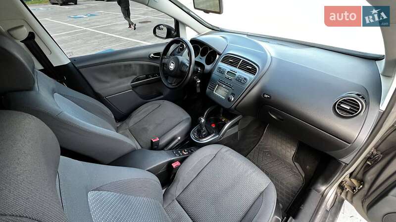 Хетчбек SEAT Toledo 2006 в Києві фото 48 Хетчбек SEAT Toledo 2006 в Києві