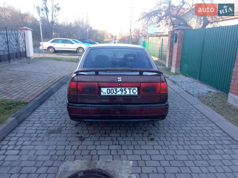 Седан SEAT Toledo 1993 в Львові