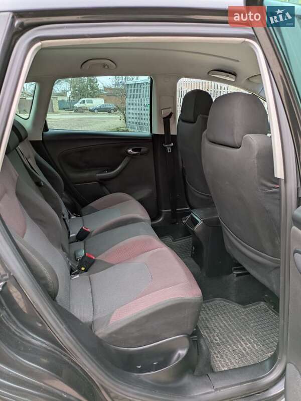 Хэтчбек SEAT Toledo 2005 в Тлумаче фото 10 Хэтчбек SEAT Toledo 2005 в Тлумаче