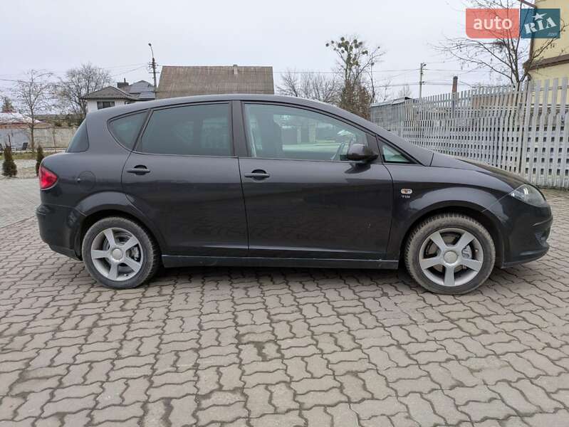 Хэтчбек SEAT Toledo 2005 в Тлумаче фото 4 Хэтчбек SEAT Toledo 2005 в Тлумаче