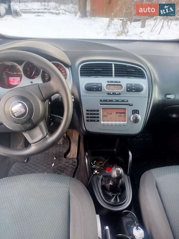 Хетчбек SEAT Toledo 2008 в Трускавці