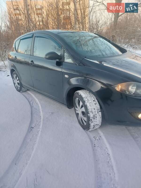 Хетчбек SEAT Toledo 2008 в Трускавці