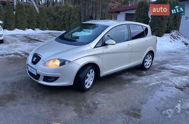 Хэтчбек SEAT Toledo 2004 в Львове