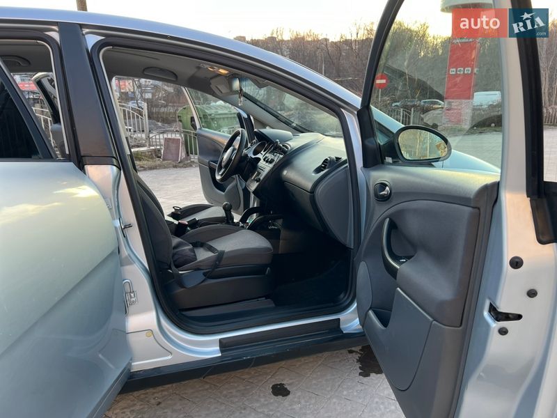 Хэтчбек SEAT Toledo 2004 в Тернополе