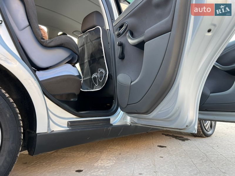 Хэтчбек SEAT Toledo 2004 в Тернополе