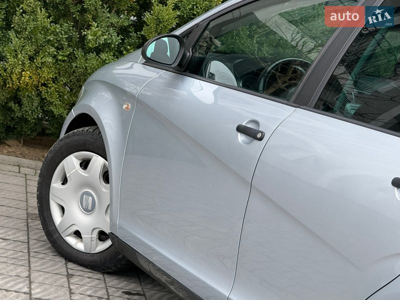 Хэтчбек SEAT Toledo 2008 в Стрые