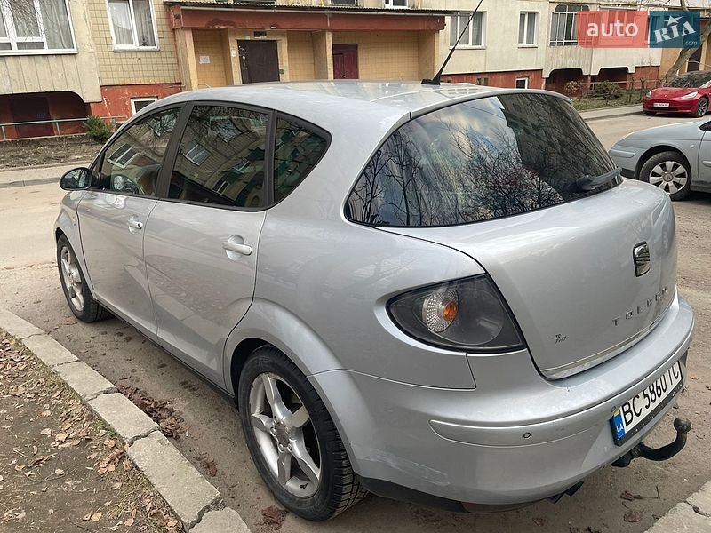 Хэтчбек SEAT Toledo 2007 в Львове