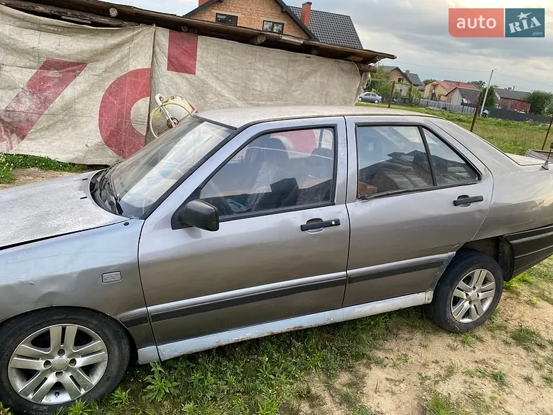 SEAT Toledo 1993 VIN VSSZZZ1LZZD024922 фото оголошення 2 з 39