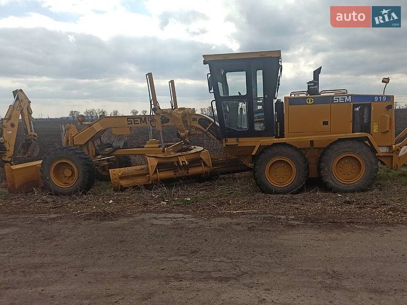 Автогрейдер SEM 919 2019 в Кагарлыке