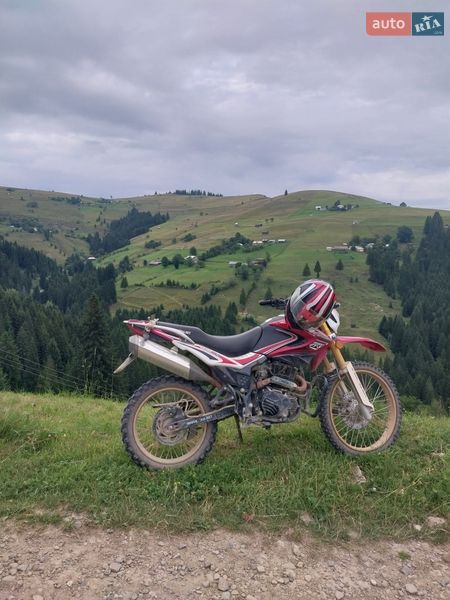 Мотоцикл Кросс Senke Desert 2019 в Верховине