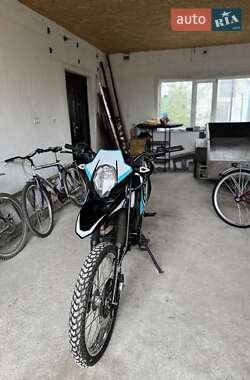 Мотоцикл Кросс Shineray 200 2021 в Миргороді