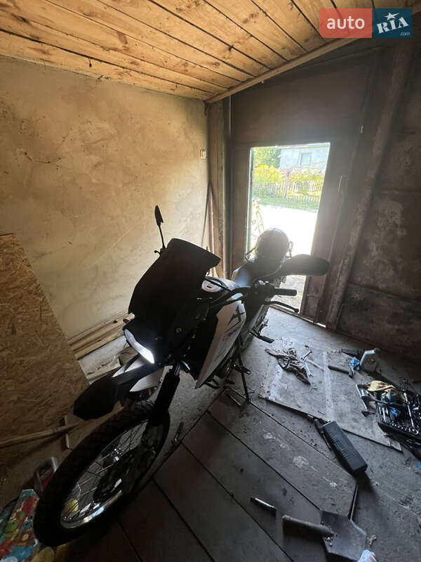 Мотоцикл Спорт-туризм Shineray X-Trail 200 2020 в Изяславе фото 6 Мотоцикл Спорт-туризм Shineray X-Trail 200 2020 в Изяславе