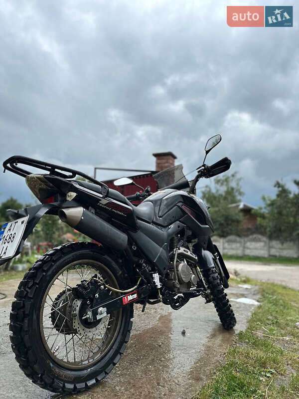 Мотоцикл Кросс Shineray X-Trail 250 Trophy 2021 в Тлумаче