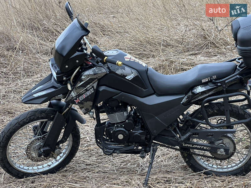 Мотоцикл Туризм Shineray X-Trail 250 2019 в Стебнику