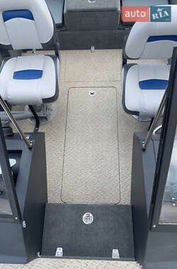 Катер Silver Bullet SB 2024 в 