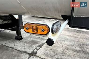 Цистерна полуприцеп Simatra NC-02 2007 в Львове