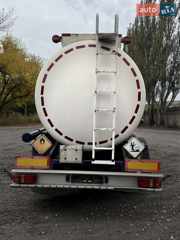 Цистерна полуприцеп Simatra NC-02 2001 в Каменском