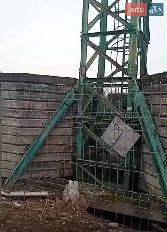 Баштовий кран Simma GT 1992 в Ужгороді