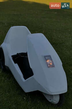Скутер Sinclair C5 1985 в Городке Скутер Sinclair C5 1985 в Городке