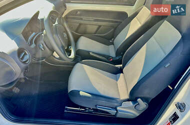 Хэтчбек Skoda Citigo 2013 в 