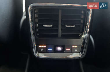 Внедорожник / Кроссовер Skoda Enyaq iV 2023 в 