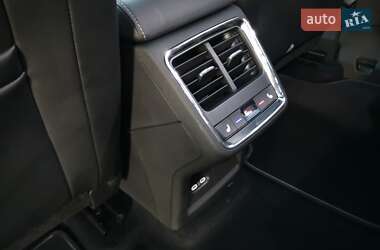 Внедорожник / Кроссовер Skoda Enyaq iV 2023 в 