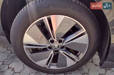 Позашляховик / Кросовер Skoda Enyaq iV 2023 в 