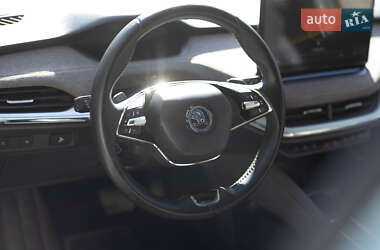 Внедорожник / Кроссовер Skoda Enyaq iV 2022 в 