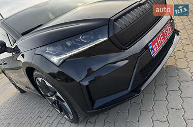 Позашляховик / Кросовер Skoda Enyaq iV 2021 в 