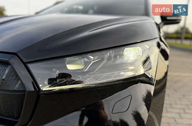 Позашляховик / Кросовер Skoda Enyaq iV 2021 в 