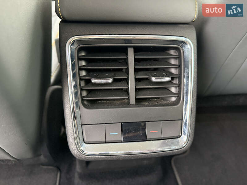 Позашляховик / Кросовер Skoda Enyaq iV 2021 в Дніпрі фото 26 Позашляховик / Кросовер Skoda Enyaq iV 2021 в Дніпрі