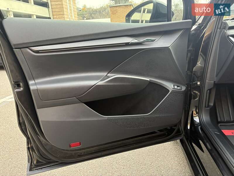 Позашляховик / Кросовер Skoda Enyaq iV 2022 в Києві фото 109 Позашляховик / Кросовер Skoda Enyaq iV 2022 в Києві