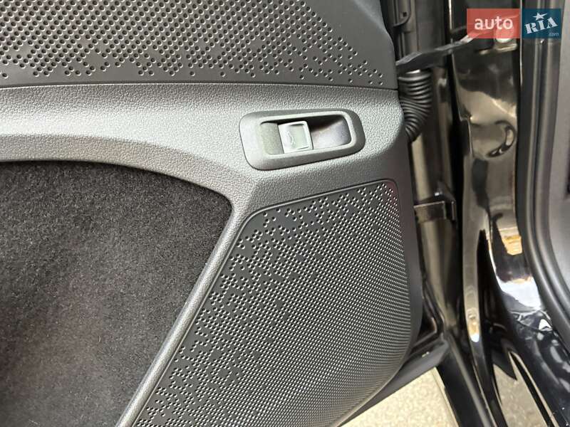 Позашляховик / Кросовер Skoda Enyaq iV 2022 в Києві фото 112 Позашляховик / Кросовер Skoda Enyaq iV 2022 в Києві