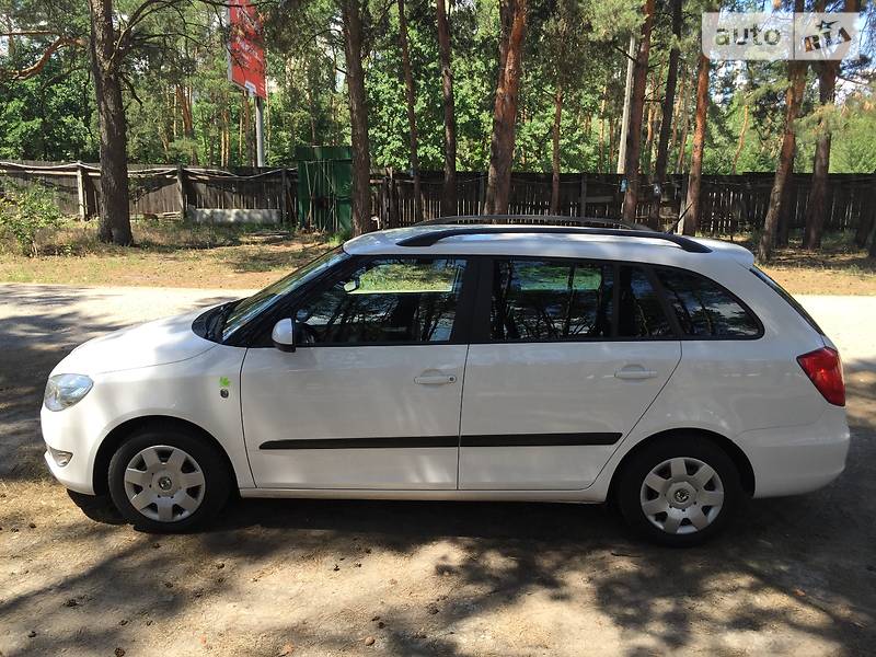 Универсал Skoda Fabia 2011 в Киеве