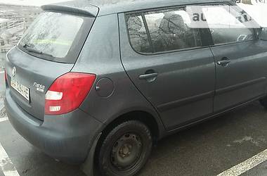 Хэтчбек Skoda Fabia 2008 в Киеве