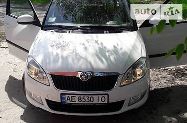 крыло переднее правое skoda fabia.шкода фабия 05-07г. крыло переднее правое skoda fabia.шкода фабия 05-07г.