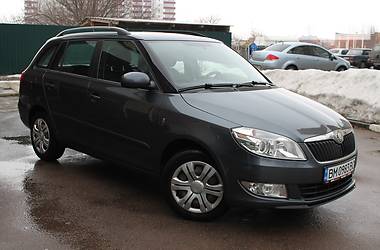 Универсал Skoda Fabia 2010 в Сумах