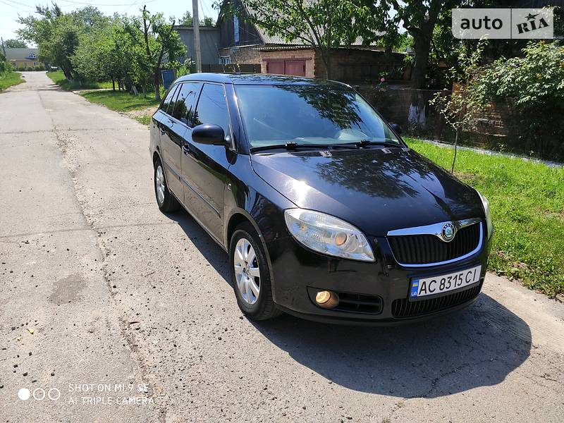 Универсал Skoda Fabia 2008 в Нововолынске